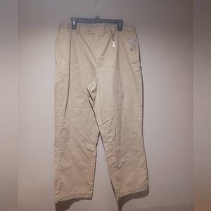 Final $4   White Stag "Ladies Zip Front  Kahki Pants" Sz. 18 Average Tan